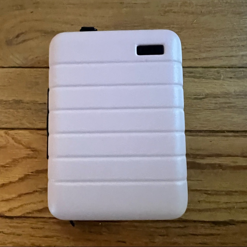 Away Hardside Small Toiletry Case